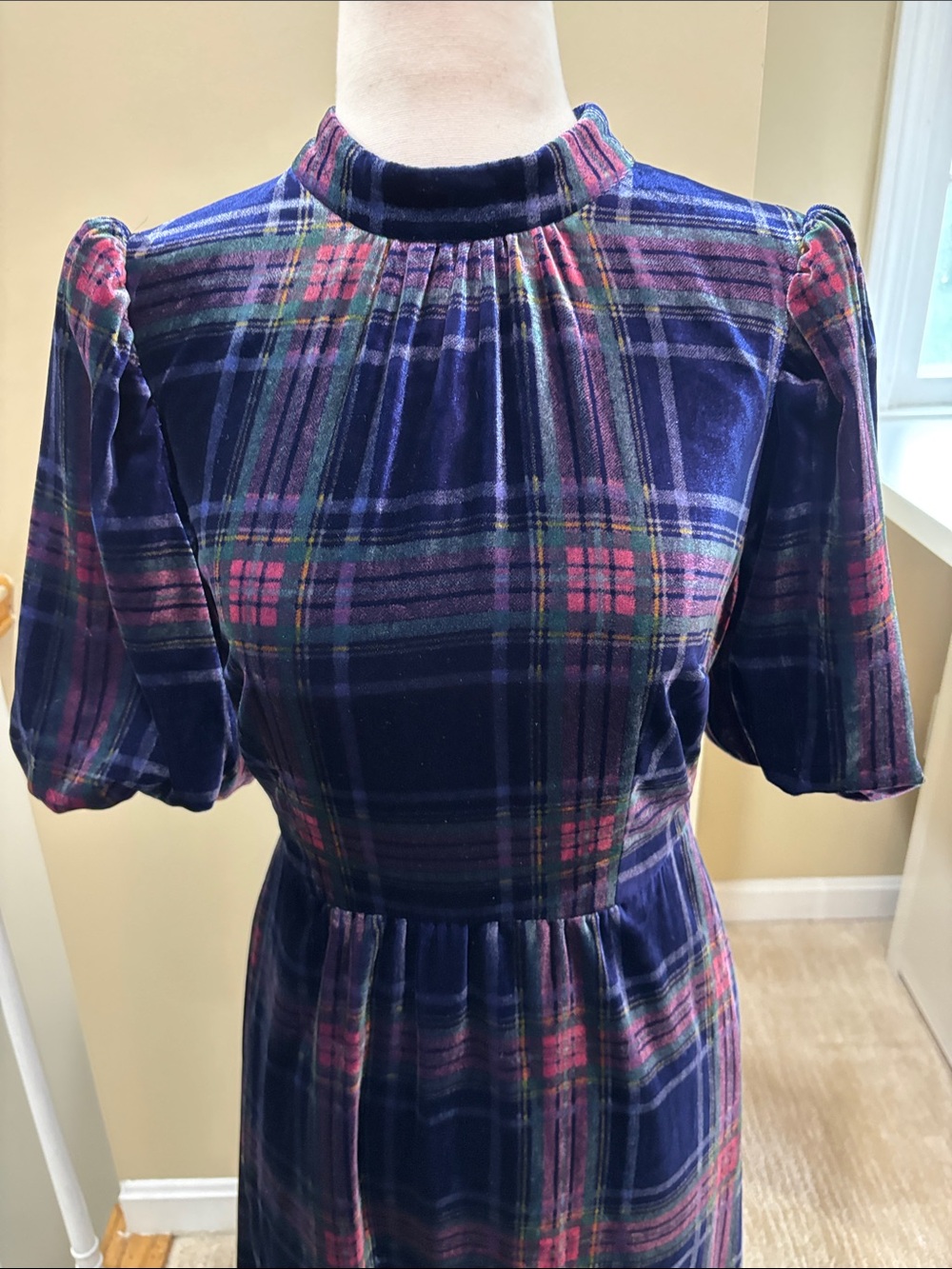 Boden Navy Plaid Velvet High Neck Midi Dress Size 4 EUC - Picture 5 of 12